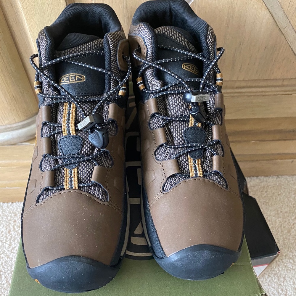 Big Kids' Targhee Waterproof Boot Sz 5